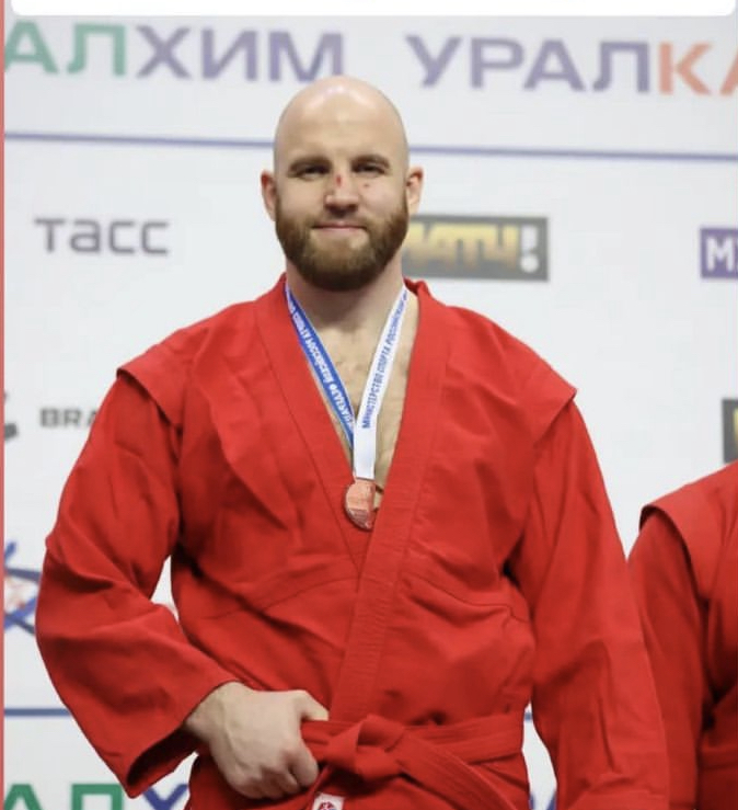 Поздравляем спортсмена Клуба «Отечество» Дениса Гольцова с бронзовой медалью Чемпионата России по самбо!